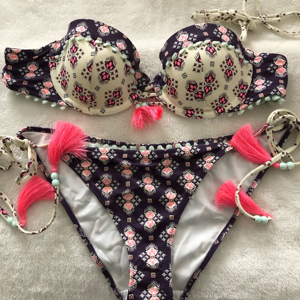 victoria’s secret bikini set